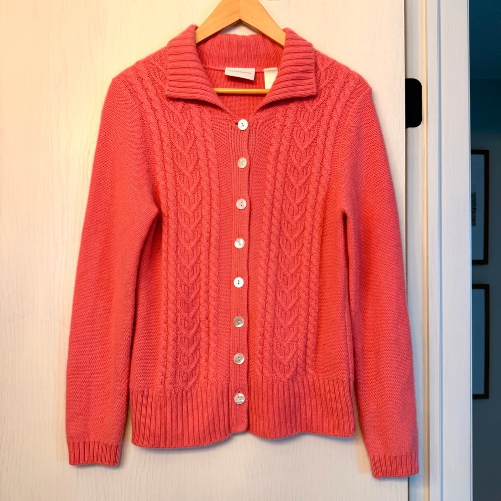 Liz Claiborne pink cashmere sweater